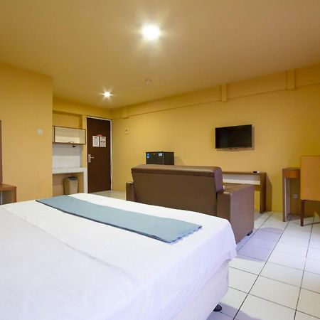 Apartemen Mutiara Bekasi By Abdihome Exterior photo